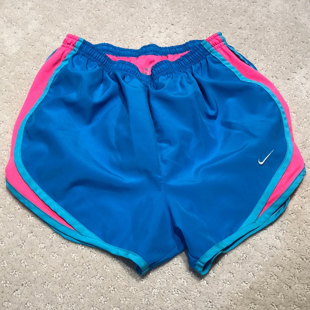 Nike dri-fit shorts - Picture 1 of 3